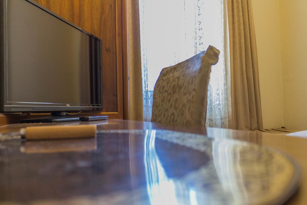 Hotel Five Seasons Фюрт Экстерьер фото